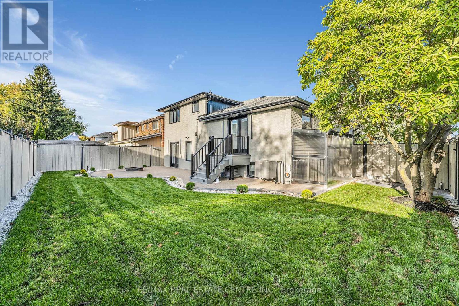 35 Munford Crescent, Toronto, Ontario  M4B 1B9 - Photo 43 - E12103078