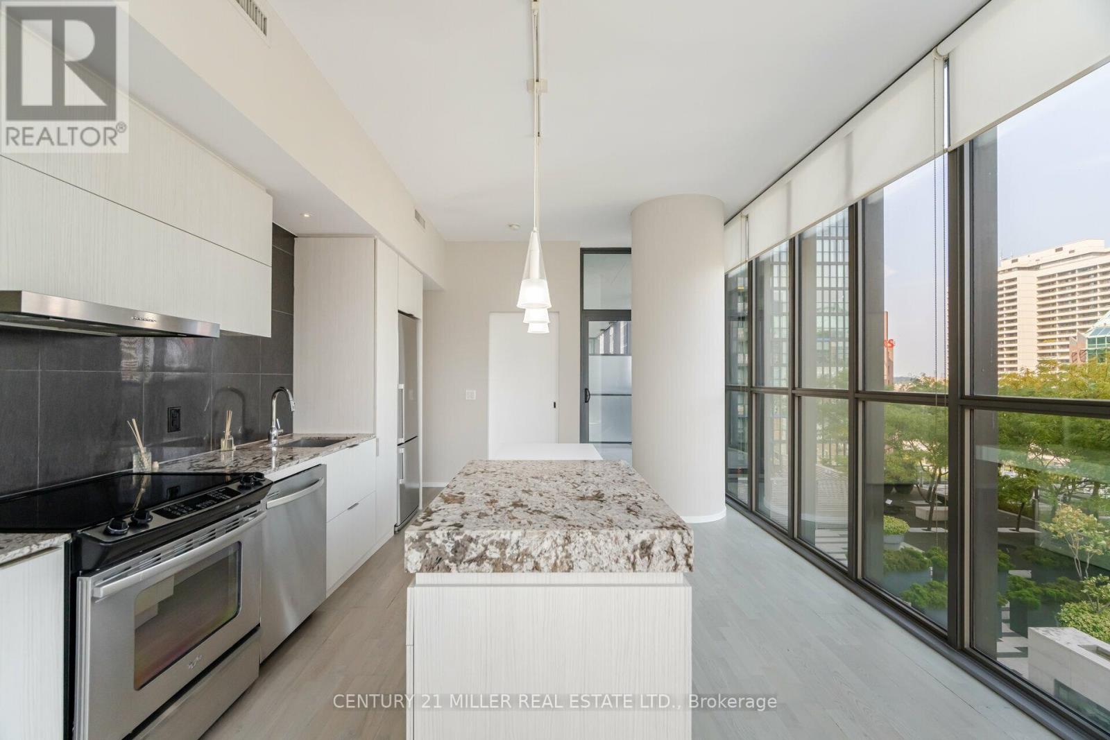1001 - 101 CHARLES STREET E, Toronto, Ontario