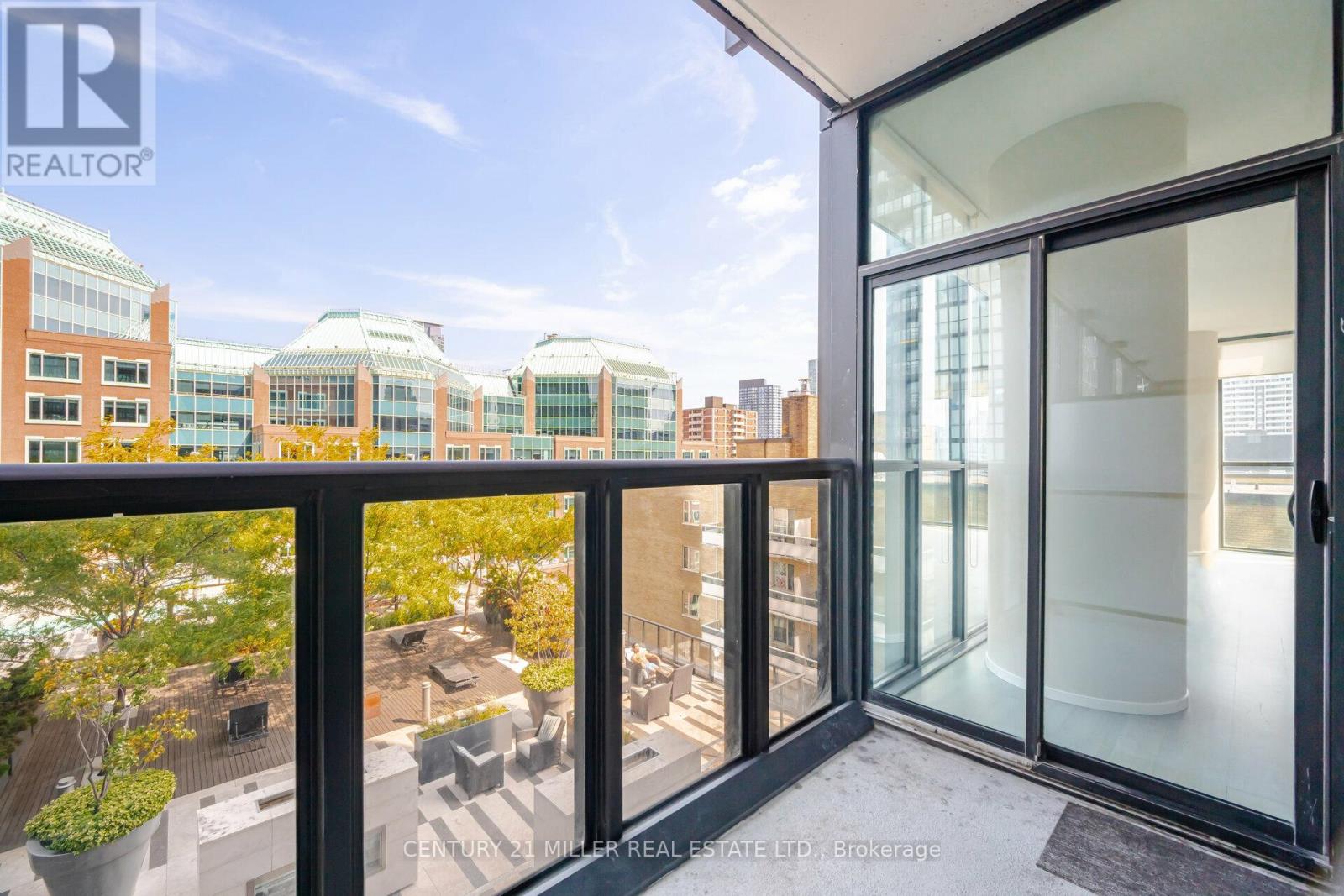 1001 - 101 Charles Street E, Toronto (Church-Yonge Corridor), Ontario  M4Y 0A9 - Photo 16 - C12154837
