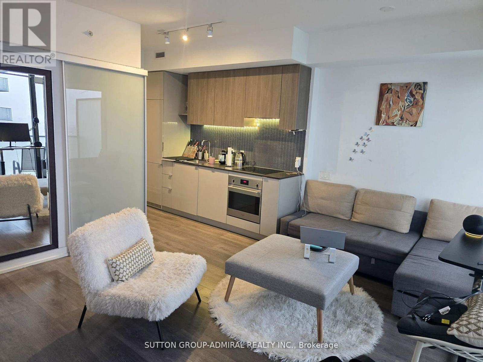 3505 - 161 Roehampton Avenue, Toronto, Ontario  M4P 0C8 - Photo 2 - C12154853