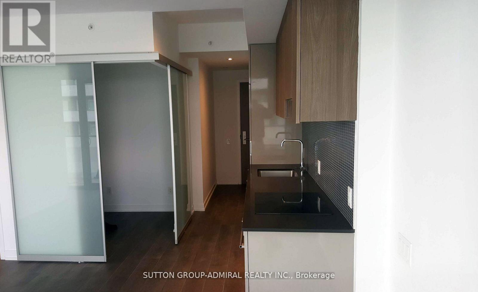 3505 - 161 Roehampton Avenue, Toronto, Ontario  M4P 0C8 - Photo 6 - C12154853
