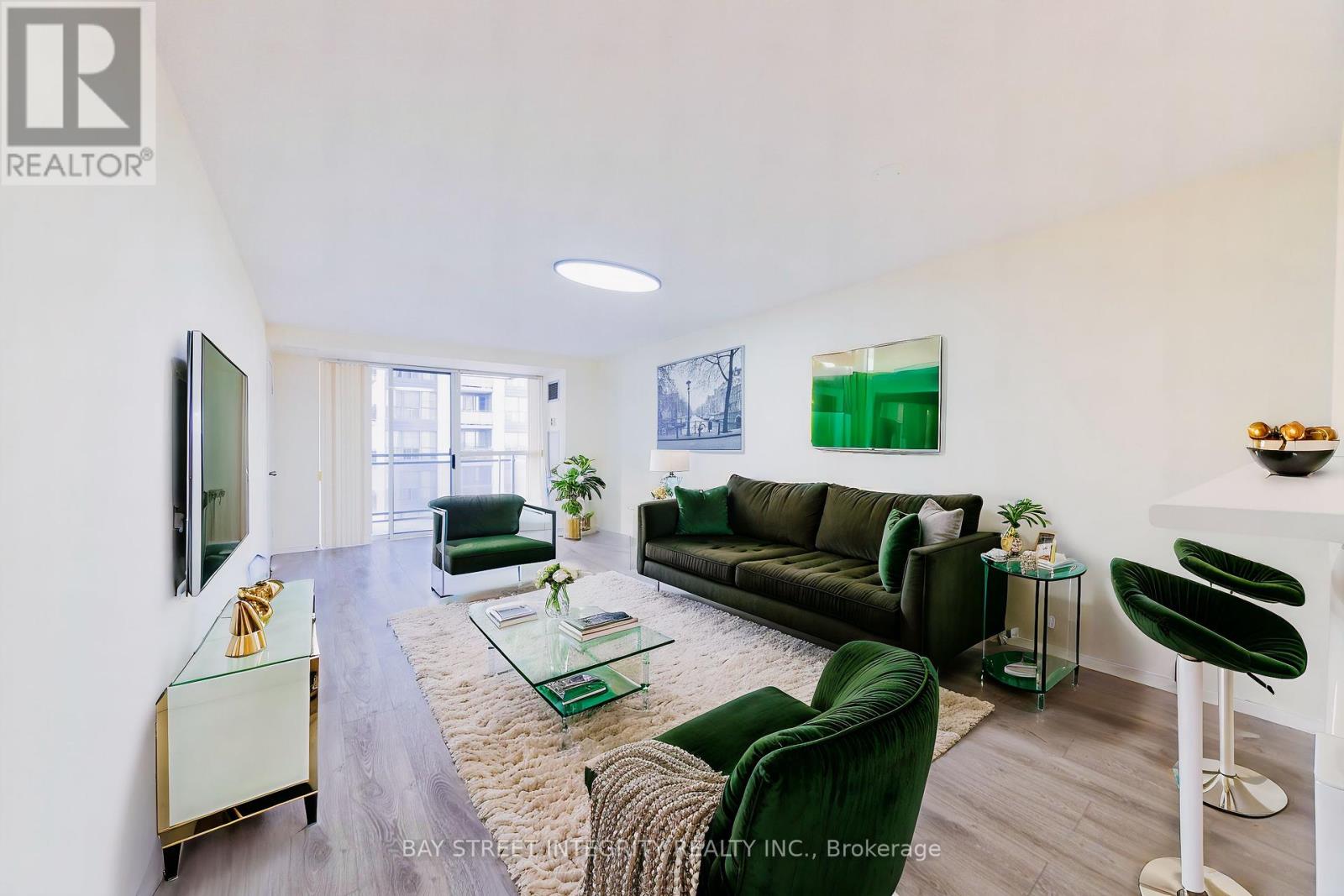 1210 - 28 Hollywood Avenue, Toronto, Ontario  M2N 6S4 - Photo 1 - C12154858