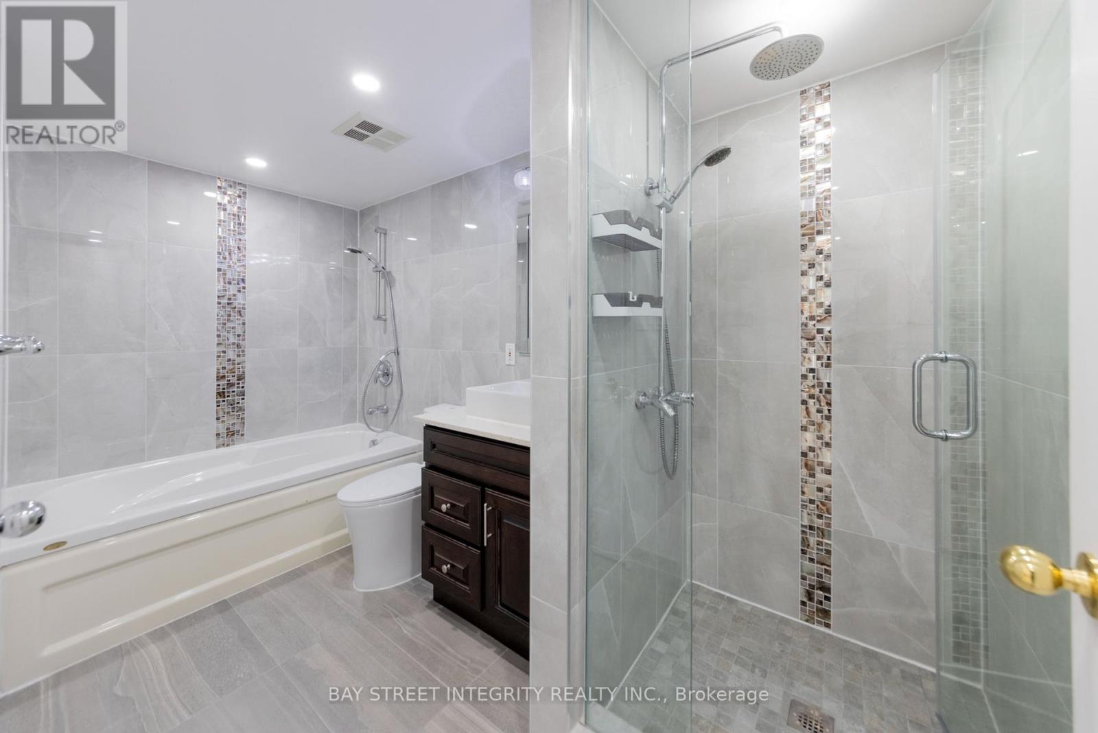 1210 - 28 Hollywood Avenue, Toronto, Ontario  M2N 6S4 - Photo 11 - C12154858