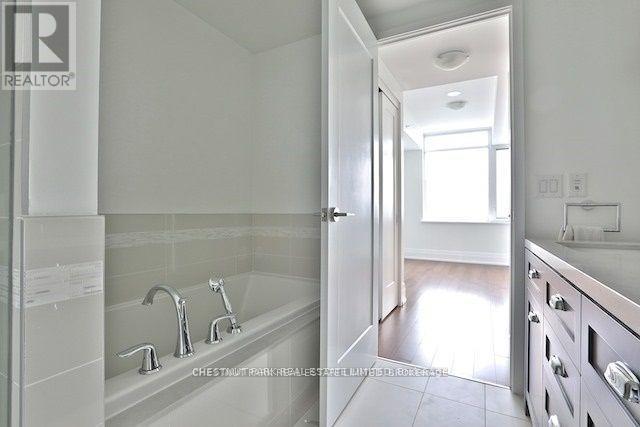507 - 25 Malcolm Road, Toronto, Ontario  M4G 1X7 - Photo 12 - C12154907