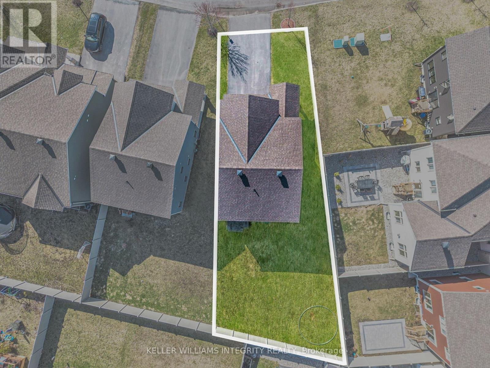 Property at 278 HALIBURTON HEIGHTS image 4