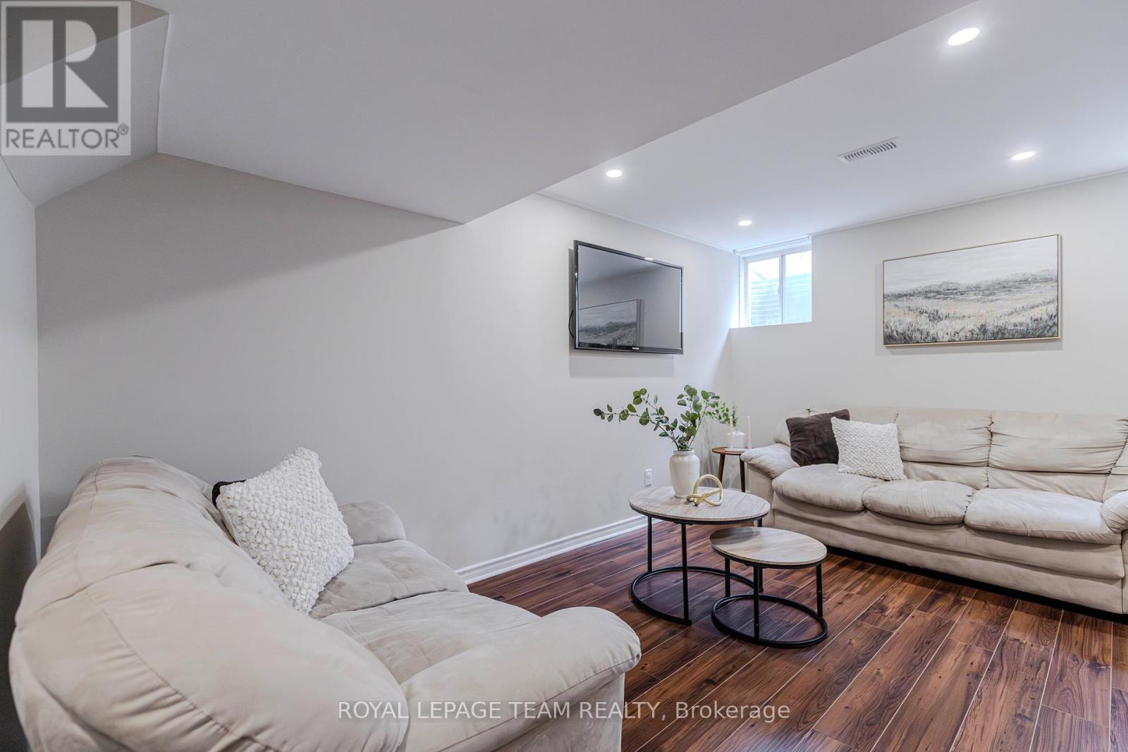 466 Meadowhawk Crescent, Ottawa, Ontario  K2J 5W7 - Photo 30 - X12151181