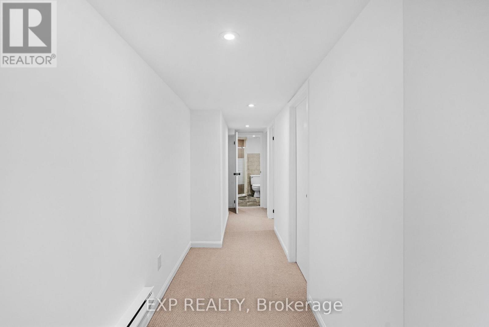 26 Glen Manor Drive, Toronto, Ontario  M4E 2X2 - Photo 14 - E12154784