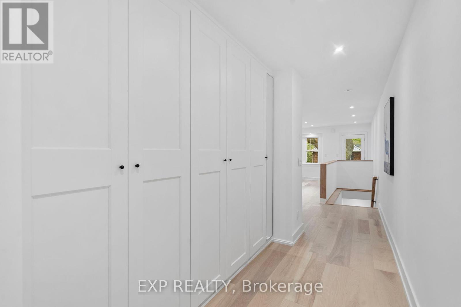 26 Glen Manor Drive, Toronto, Ontario  M4E 2X2 - Photo 16 - E12154784