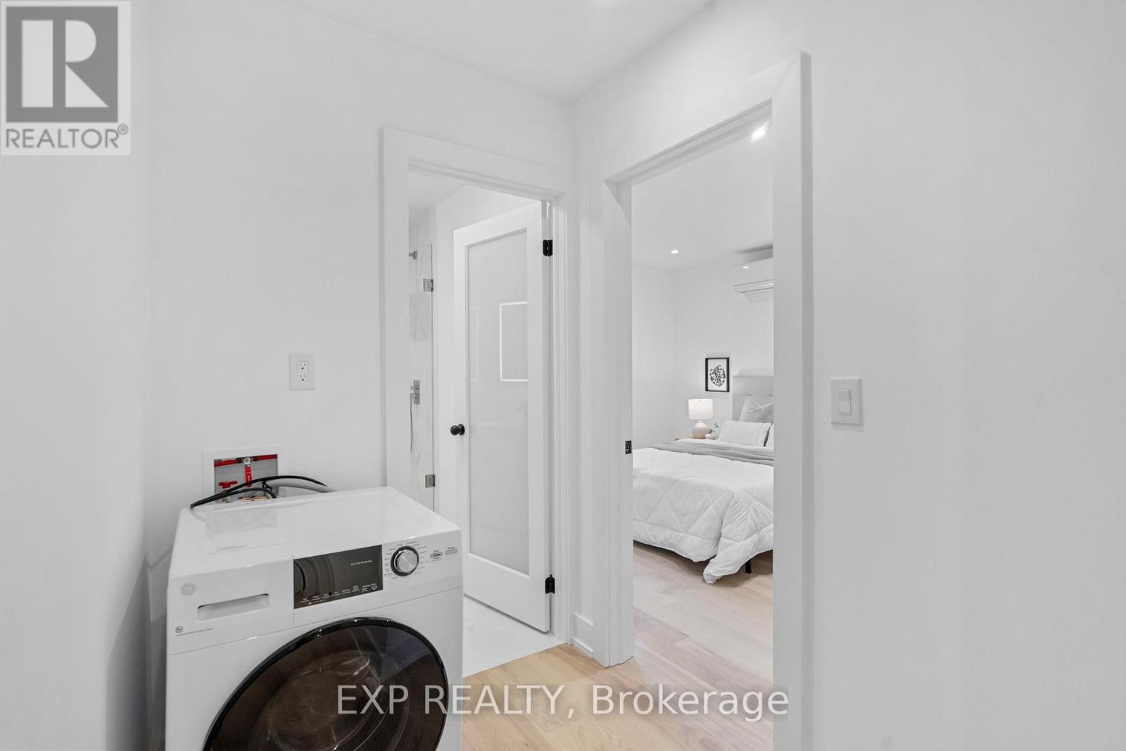 26 Glen Manor Drive, Toronto, Ontario  M4E 2X2 - Photo 20 - E12154784