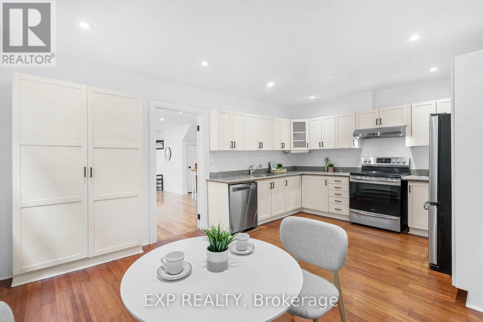 26 Glen Manor Drive, Toronto, Ontario  M4E 2X2 - Photo 30 - E12154784