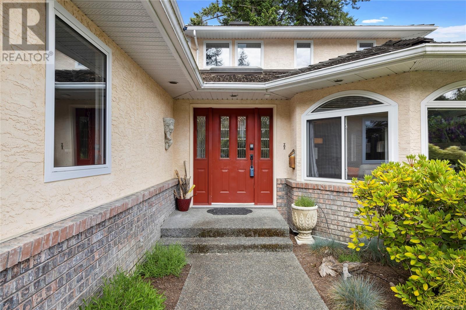 6131 Greenwood Pl, Nanaimo, British Columbia  V9V 1K6 - Photo 2 - 1000218
