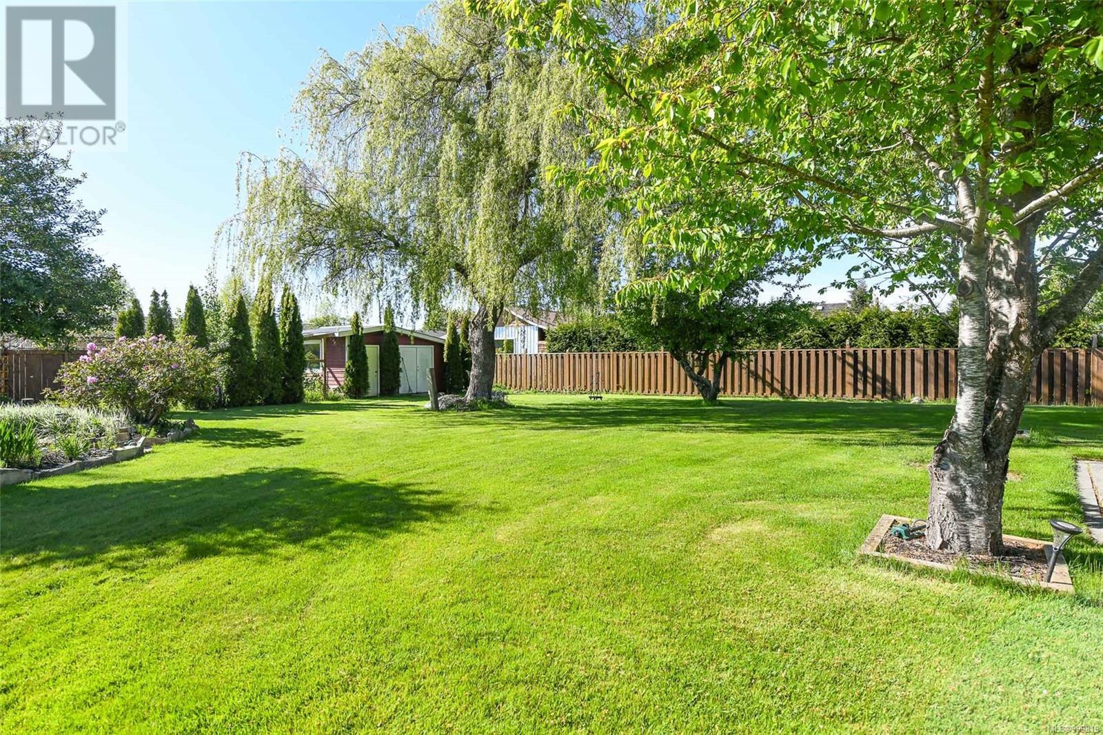 Property at 342 Anne Rd image 3