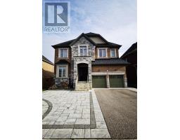 111 MITCHELL PLACE, Newmarket, Ontario
