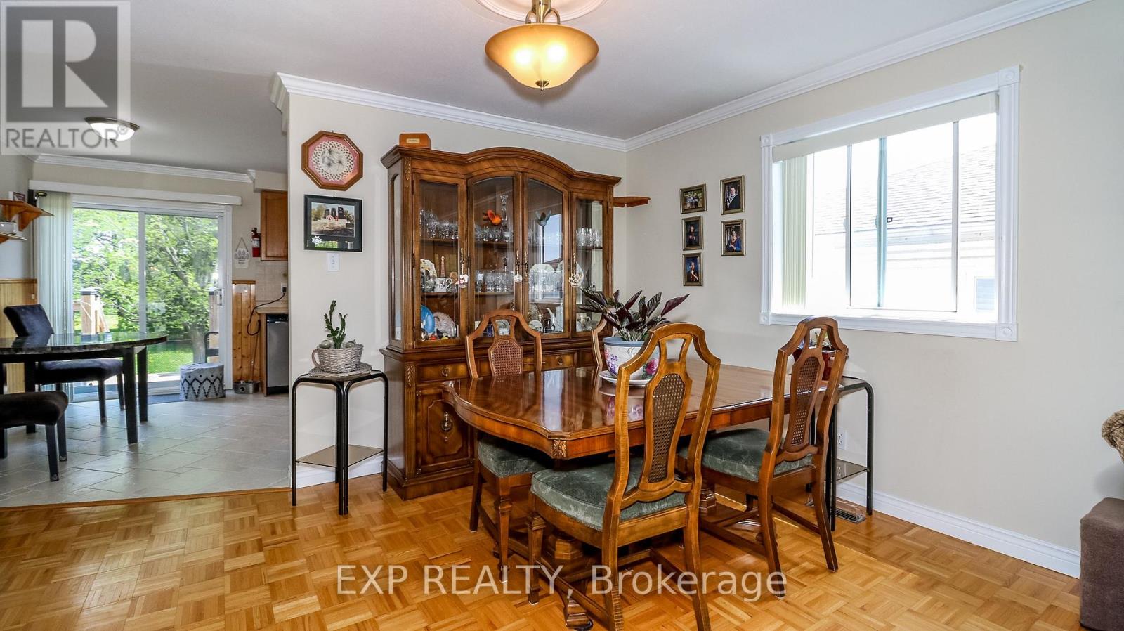 13 O'shaughnessy Crescent, Barrie, Ontario  L4N 7M1 - Photo 15 - S12154887