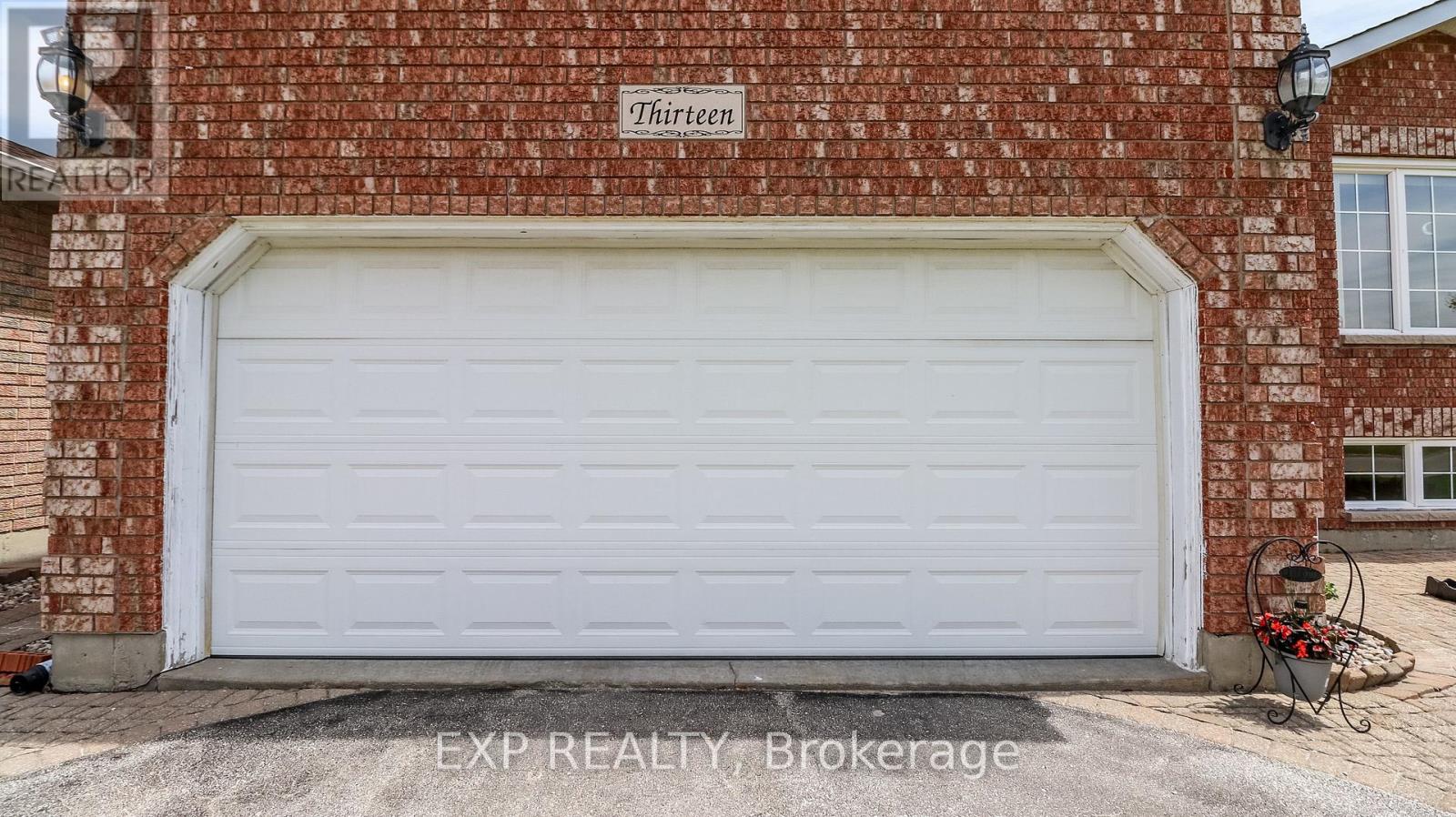 13 O'shaughnessy Crescent, Barrie, Ontario  L4N 7M1 - Photo 3 - S12154887