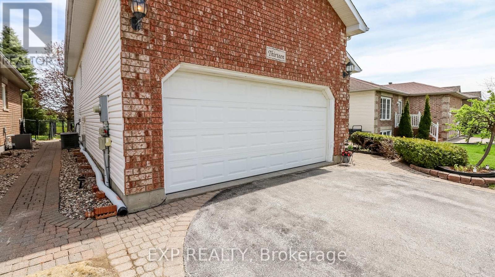 13 O'shaughnessy Crescent, Barrie, Ontario  L4N 7M1 - Photo 6 - S12154887