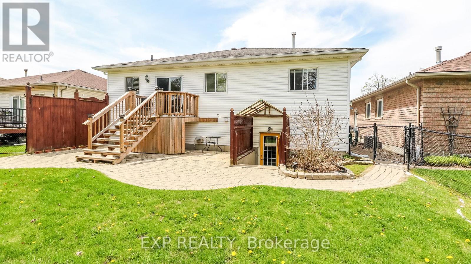 13 O'shaughnessy Crescent, Barrie, Ontario  L4N 7M1 - Photo 9 - S12154887