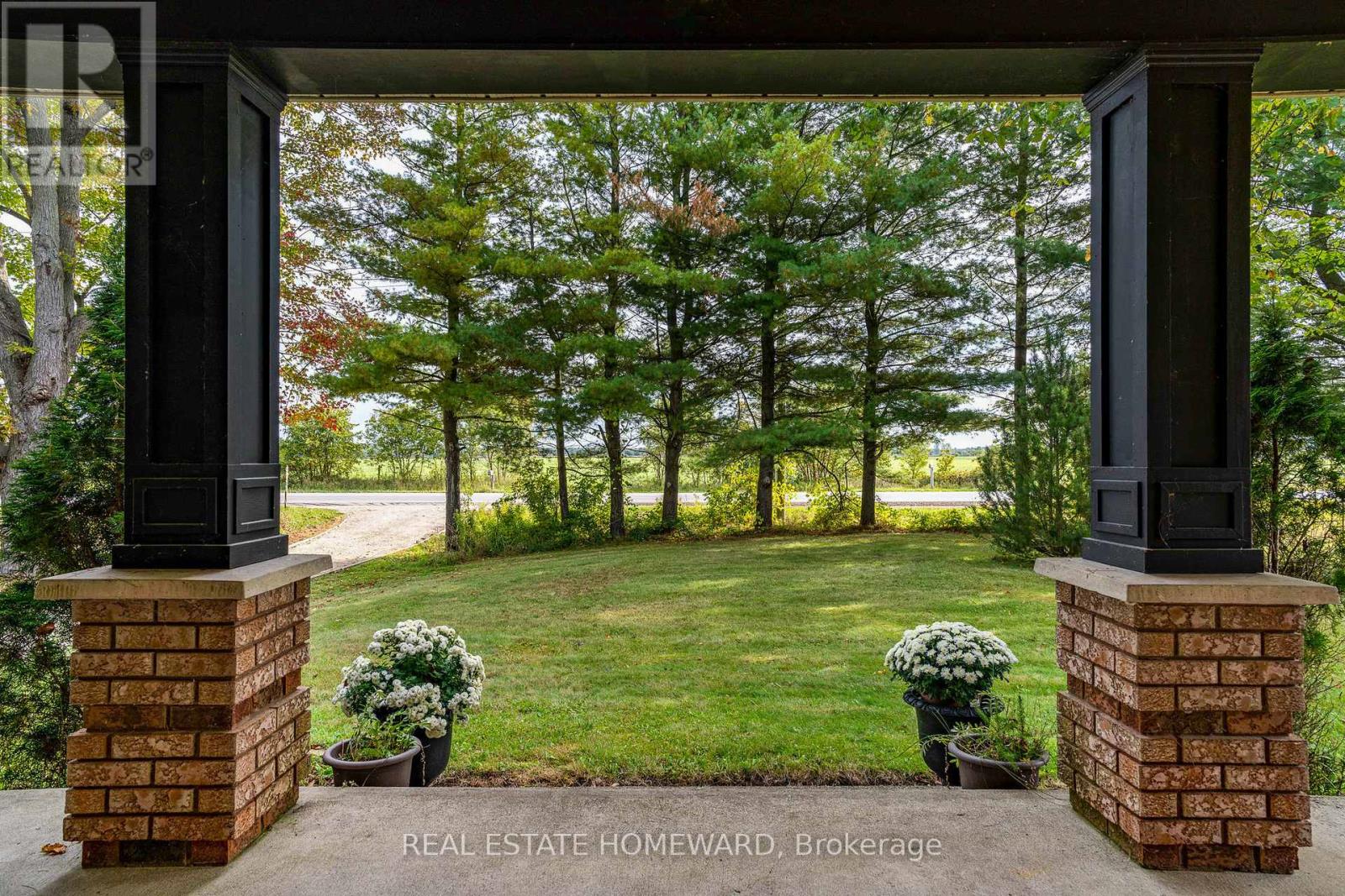 1602 County Rd 7 Road, Clearview, Ontario  L0M 1S0 - Photo 35 - S12154889