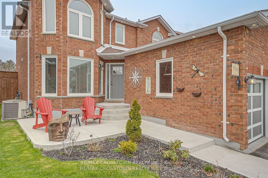 92 Golden Meadow Road, Barrie, Ontario  L4N 7G4 - Photo 1 - S12154896