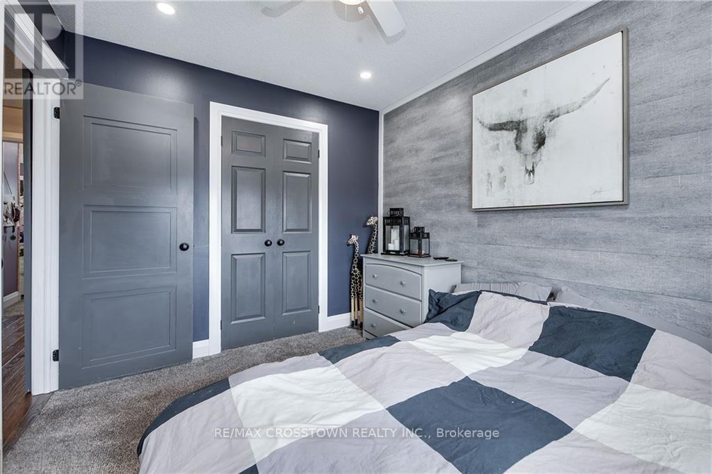 92 Golden Meadow Road, Barrie, Ontario  L4N 7G4 - Photo 25 - S12154896