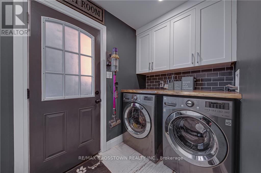 92 Golden Meadow Road, Barrie, Ontario  L4N 7G4 - Photo 31 - S12154896