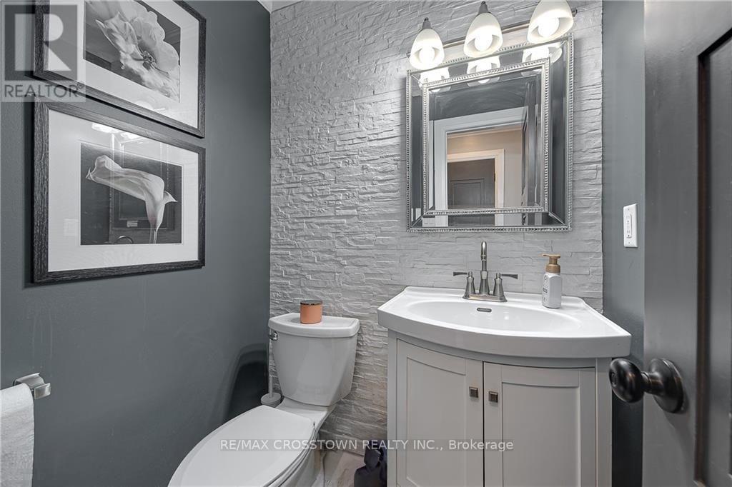 92 Golden Meadow Road, Barrie, Ontario  L4N 7G4 - Photo 33 - S12154896