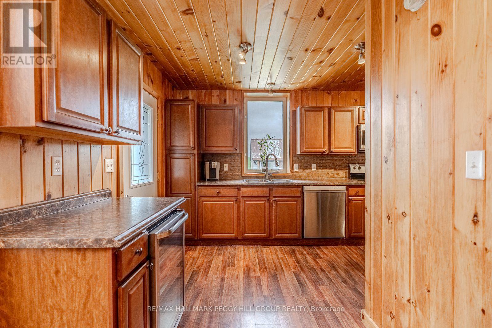 1601 Penetanguishene Road, Oro-Medonte, Ontario  L4M 4Y8 - Photo 8 - S12154901