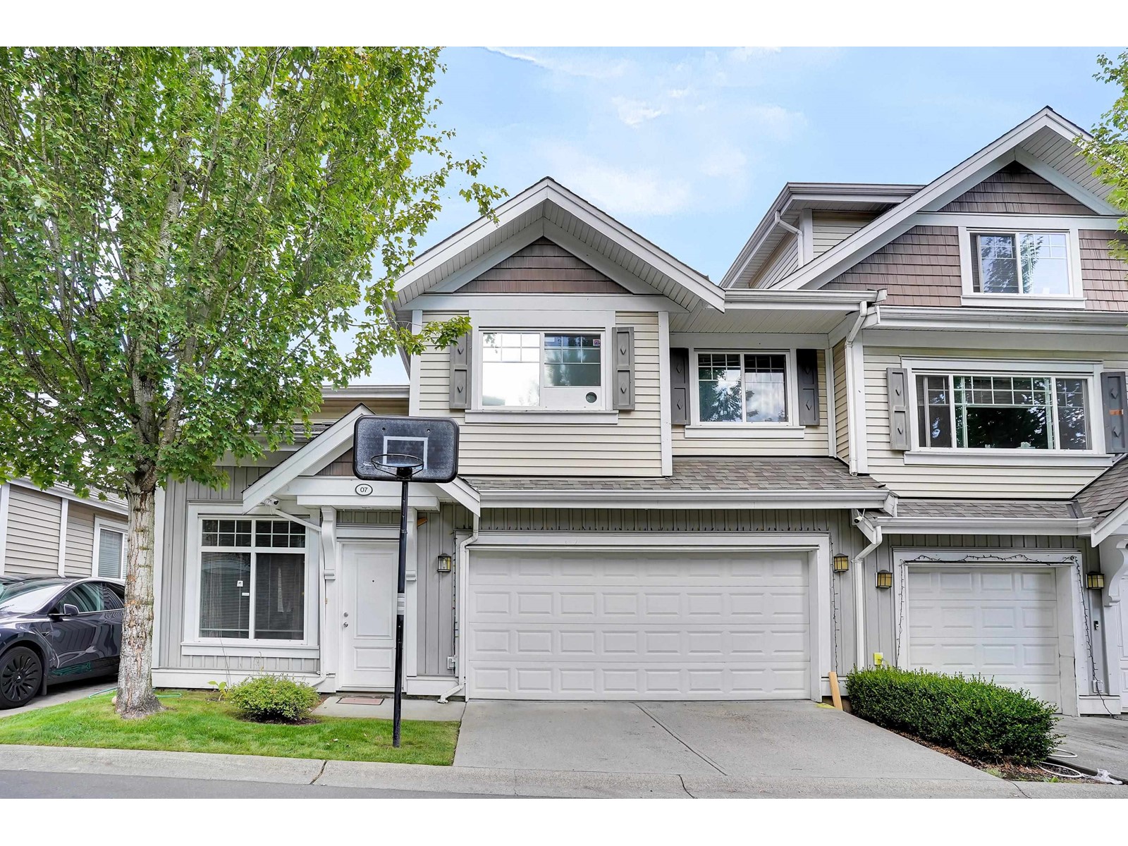 Property at 7 30748 CARDINAL AVENUE image 1