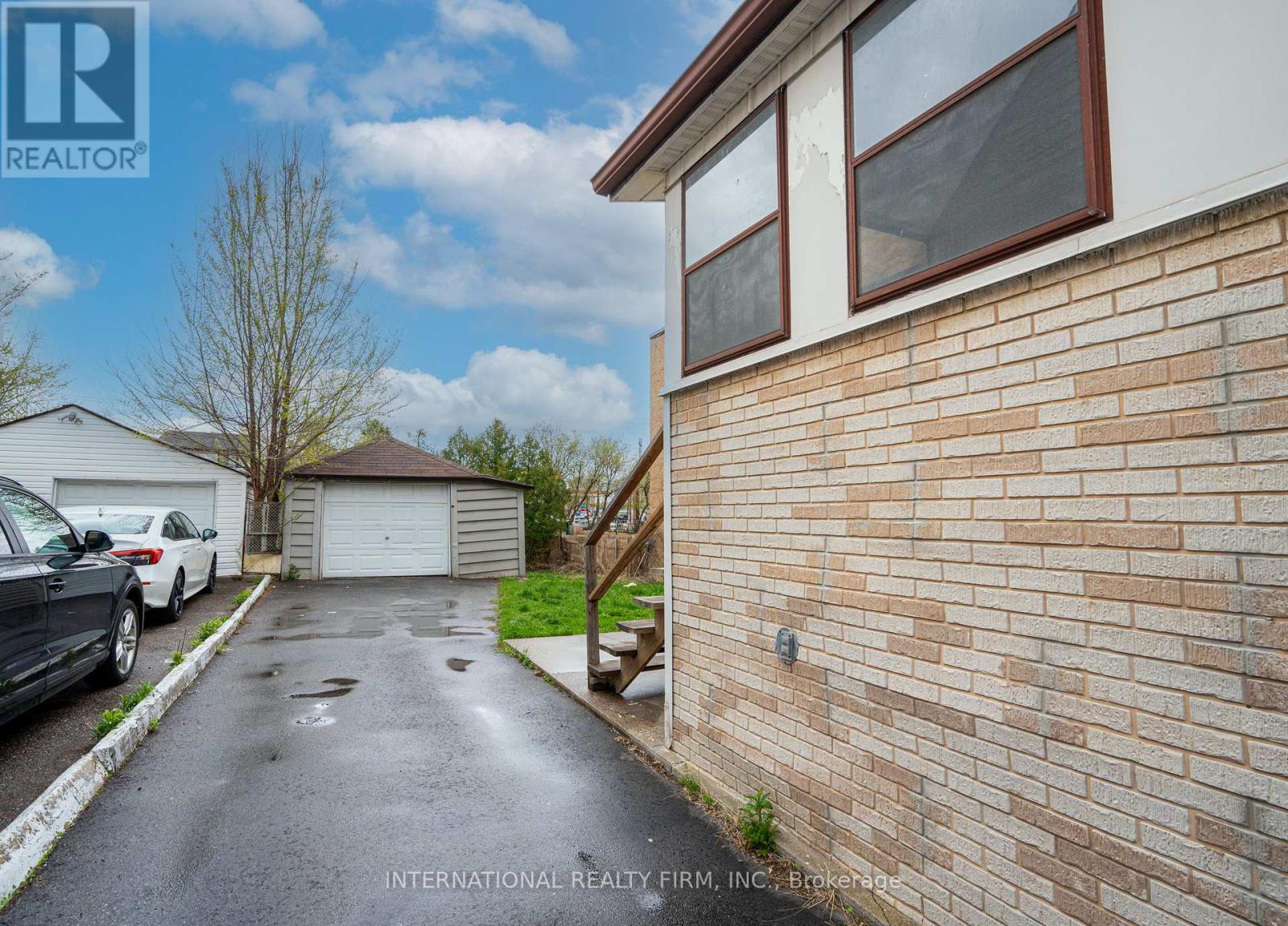 Property at 224 KING STREET image 5
