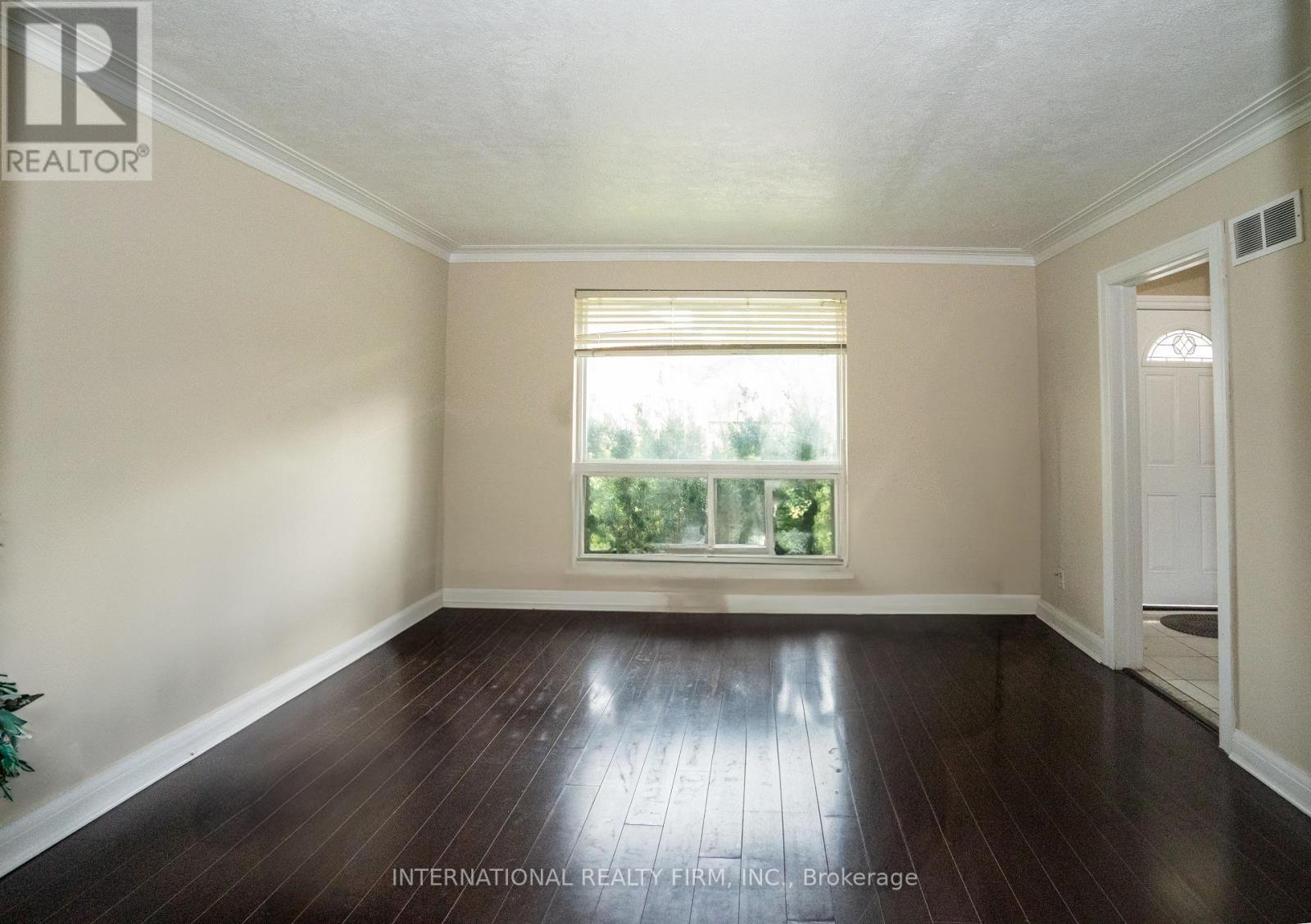 224 King Street, Toronto, Ontario  M9N 1L7 - Photo 6 - W12154799