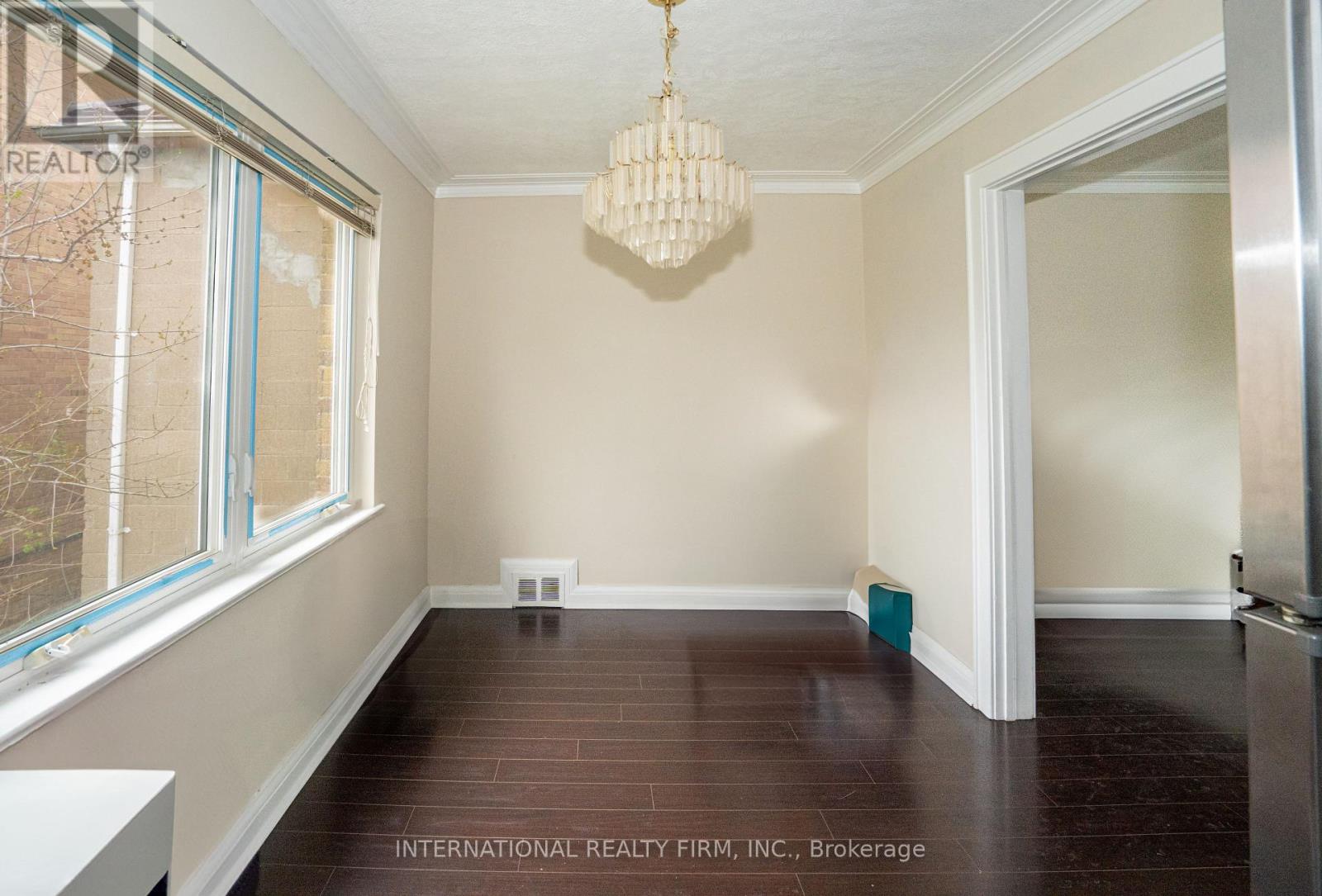 224 King Street, Toronto, Ontario  M9N 1L7 - Photo 8 - W12154799