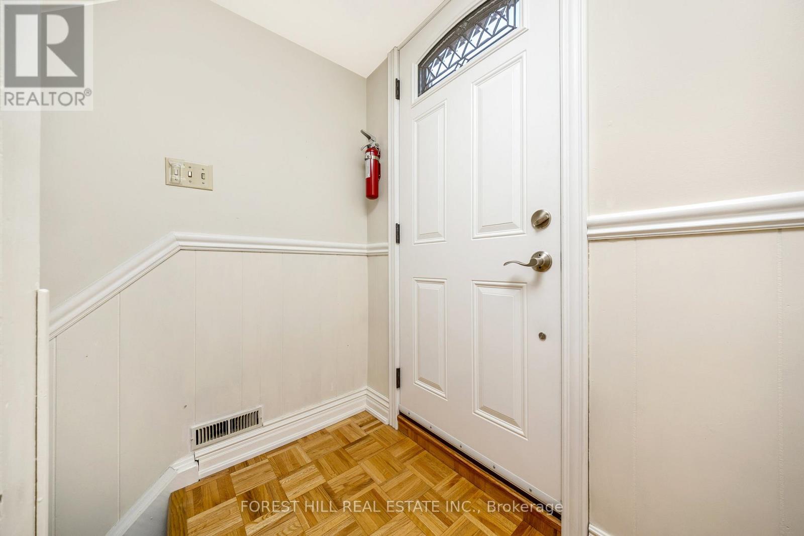 3441 Charmaine Heights, Mississauga, Ontario  L5A 3C2 - Photo 24 - W12154806
