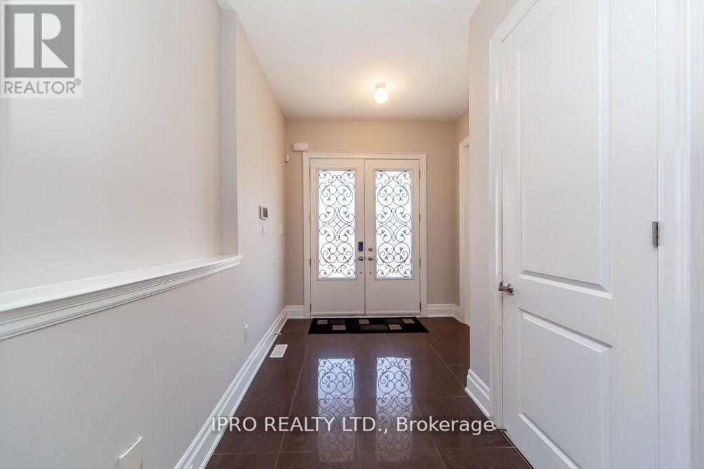 Property at 3420 MISTWELL CRESCENT image 3