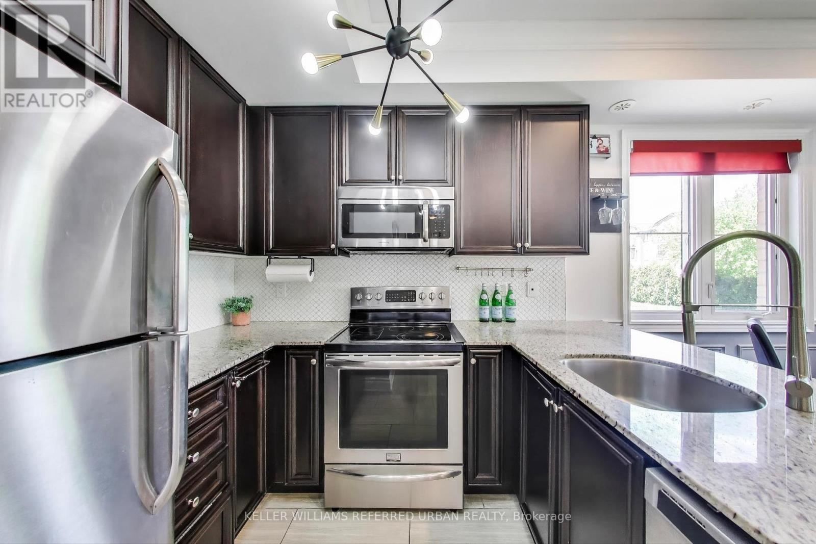 231 - 380 Hopewell Avenue, Toronto, Ontario  M6E 2S2 - Photo 3 - W12154871