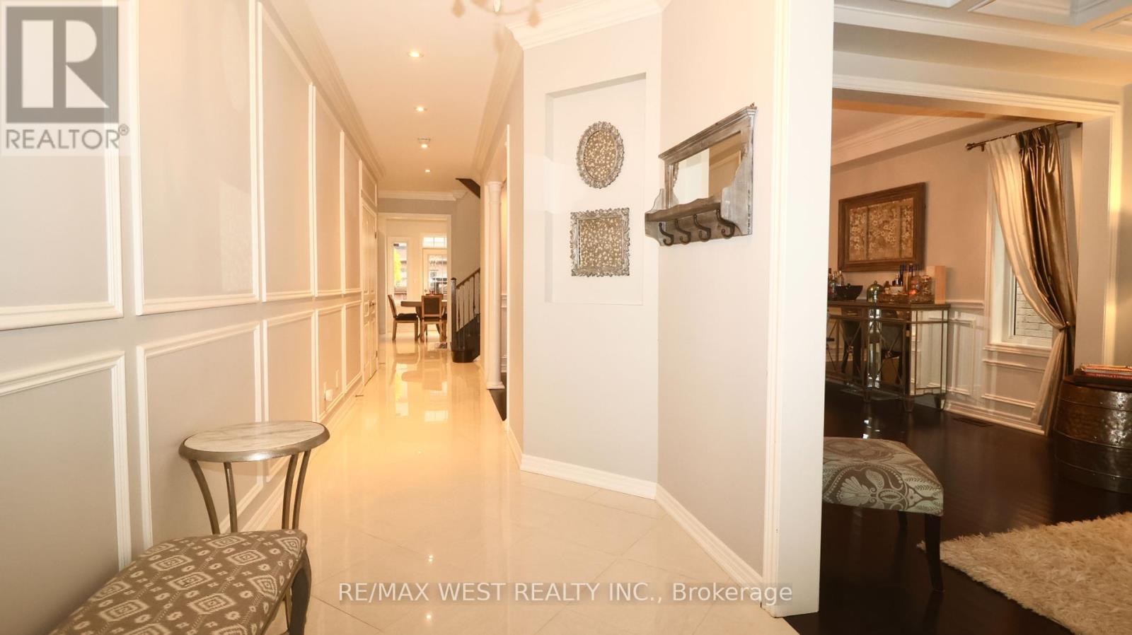418 Hidden Trail Circle, Oakville, Ontario  L6J 0N7 - Photo 5 - W12154879