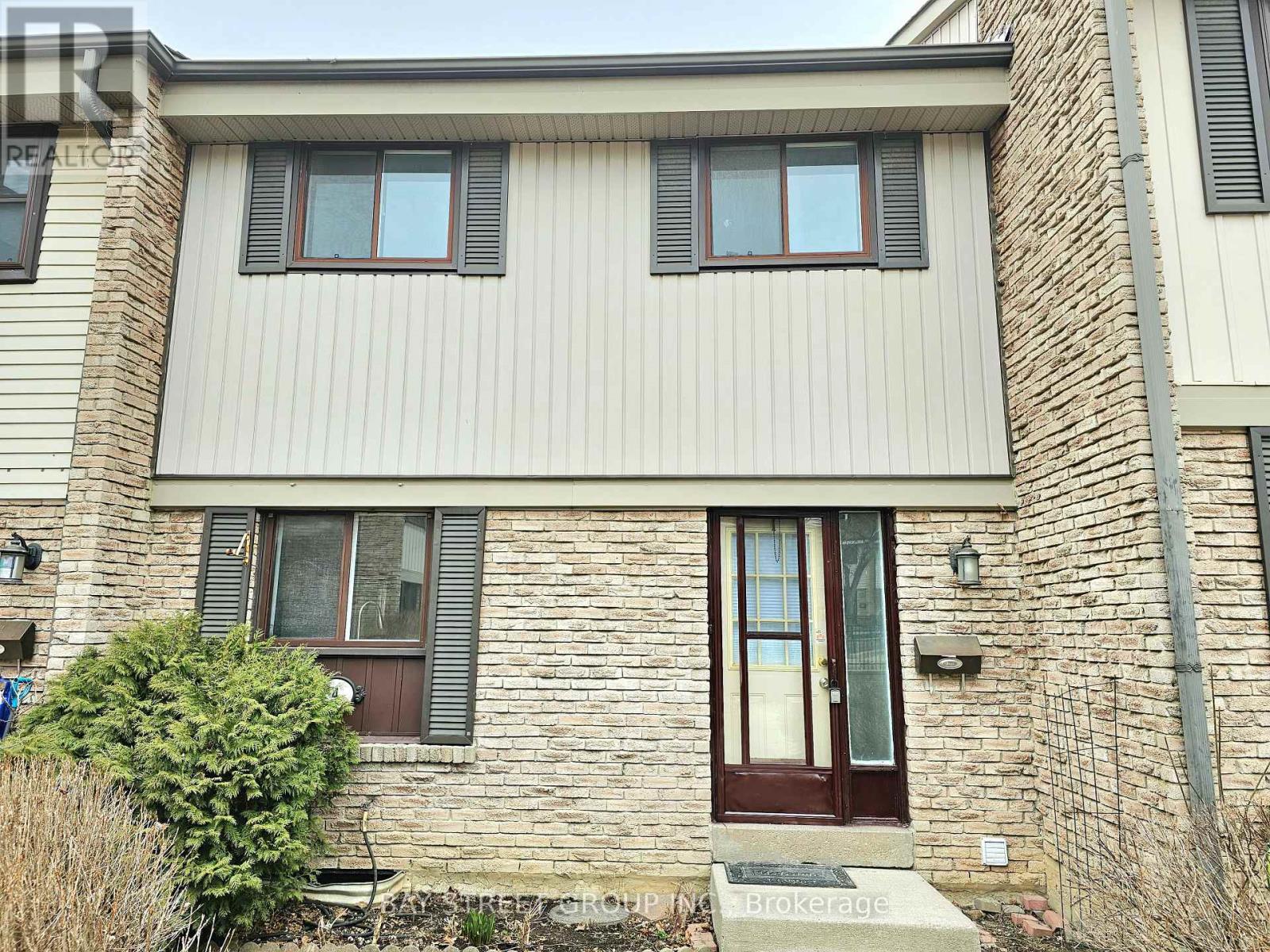 4 - 2779 GANANOQUE DRIVE, mississauga (meadowvale), Ontario