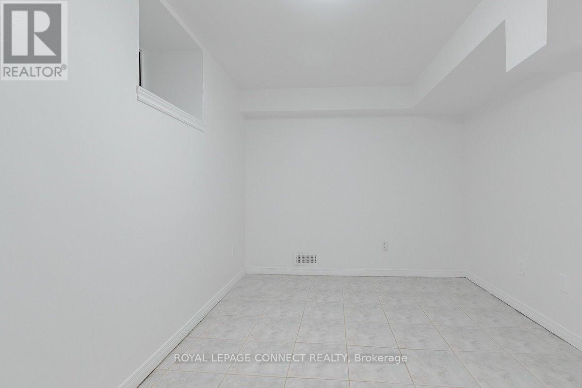 4 - 159 Parkside Drive, Toronto, Ontario  M6R 2Y8 - Photo 13 - W12154903