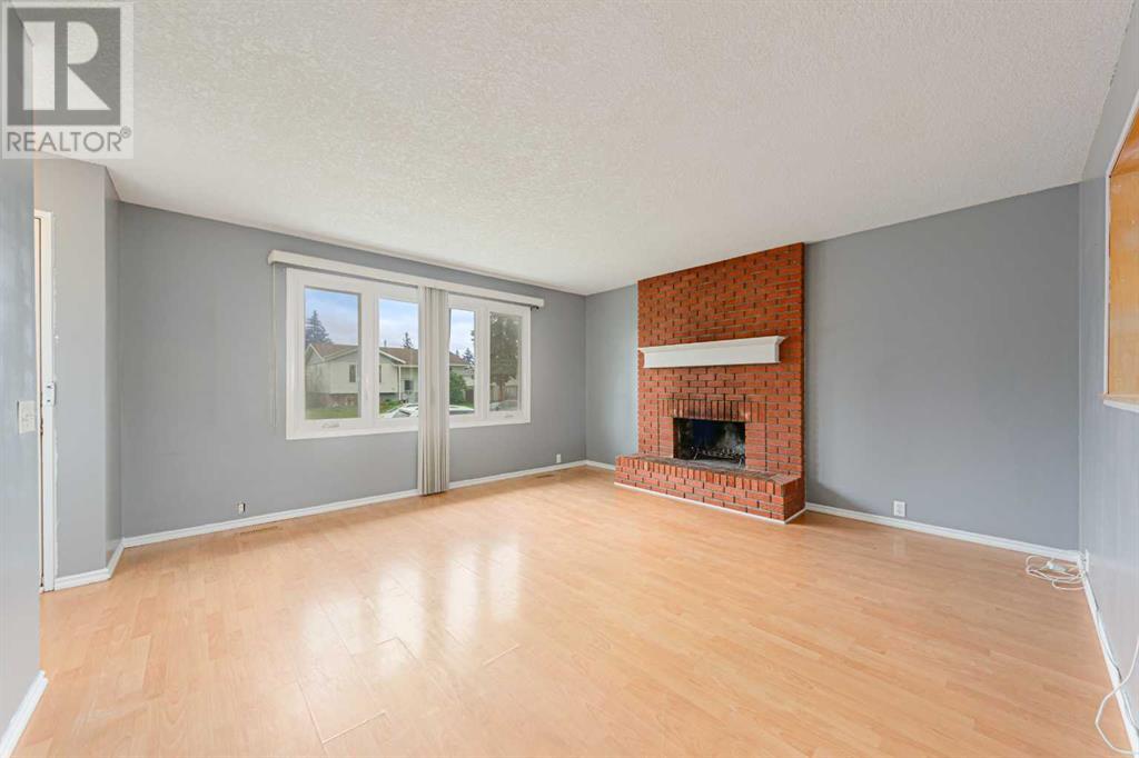 Property at 260 Dovely Place SE image 5
