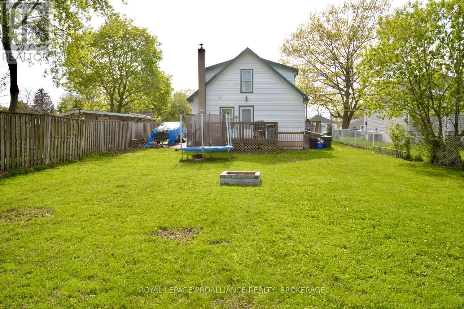 19 Folger Street, Kingston, Ontario  K7K 4Y7 - Photo 31 - X12154994