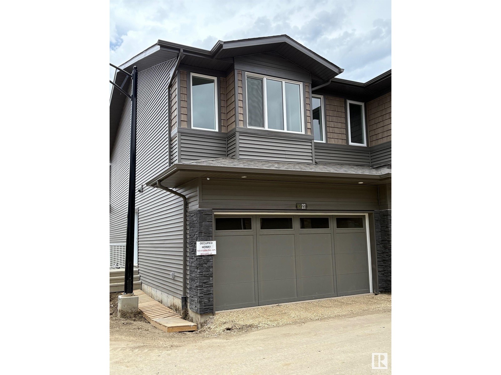 Property at 27-2710 66 ST SW SW image 1