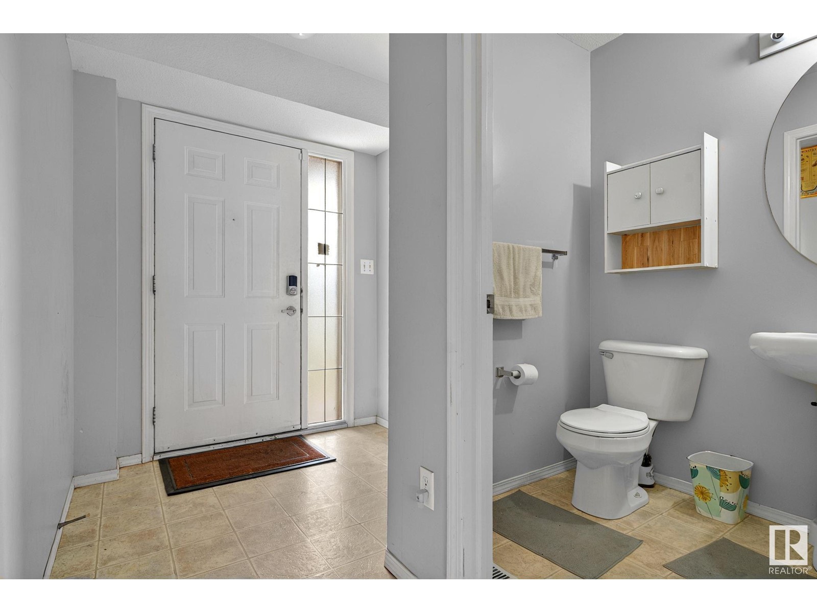 Property at 13976 137 ST NW image 5