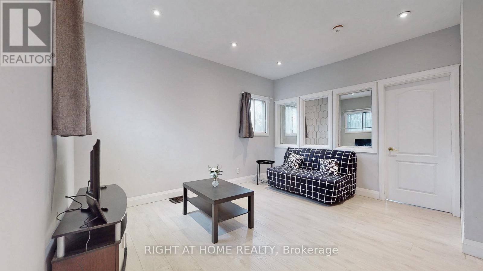 Main - 703 Wilson Street, Hamilton, Ontario  L8L 1V5 - Photo 3 - X12154798