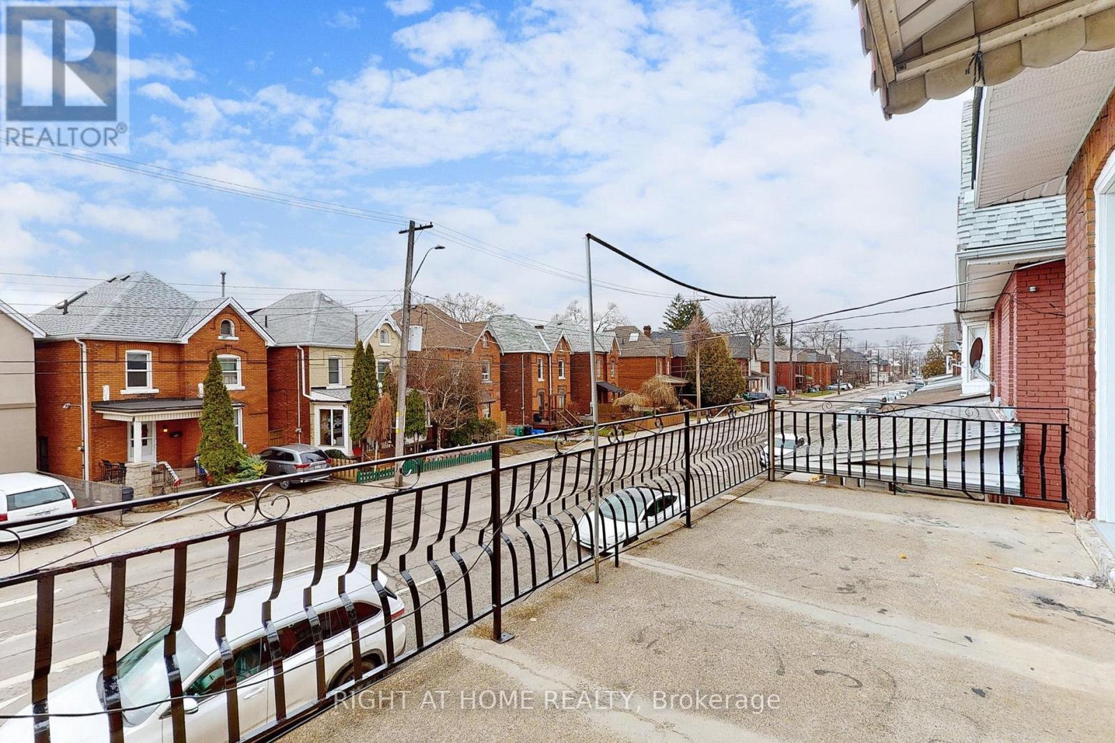 Upper - 703 Wilson Street, Hamilton, Ontario  L8L 1V5 - Photo 14 - X12154801