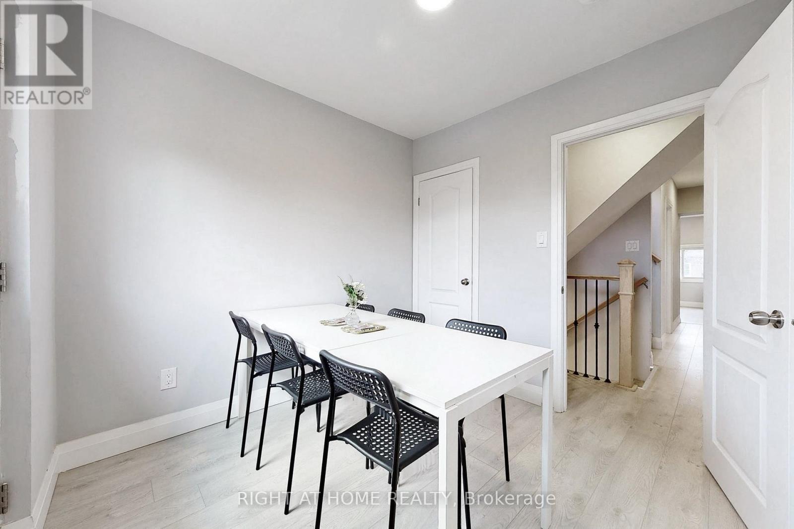 Upper - 703 Wilson Street, Hamilton, Ontario  L8L 1V5 - Photo 5 - X12154801