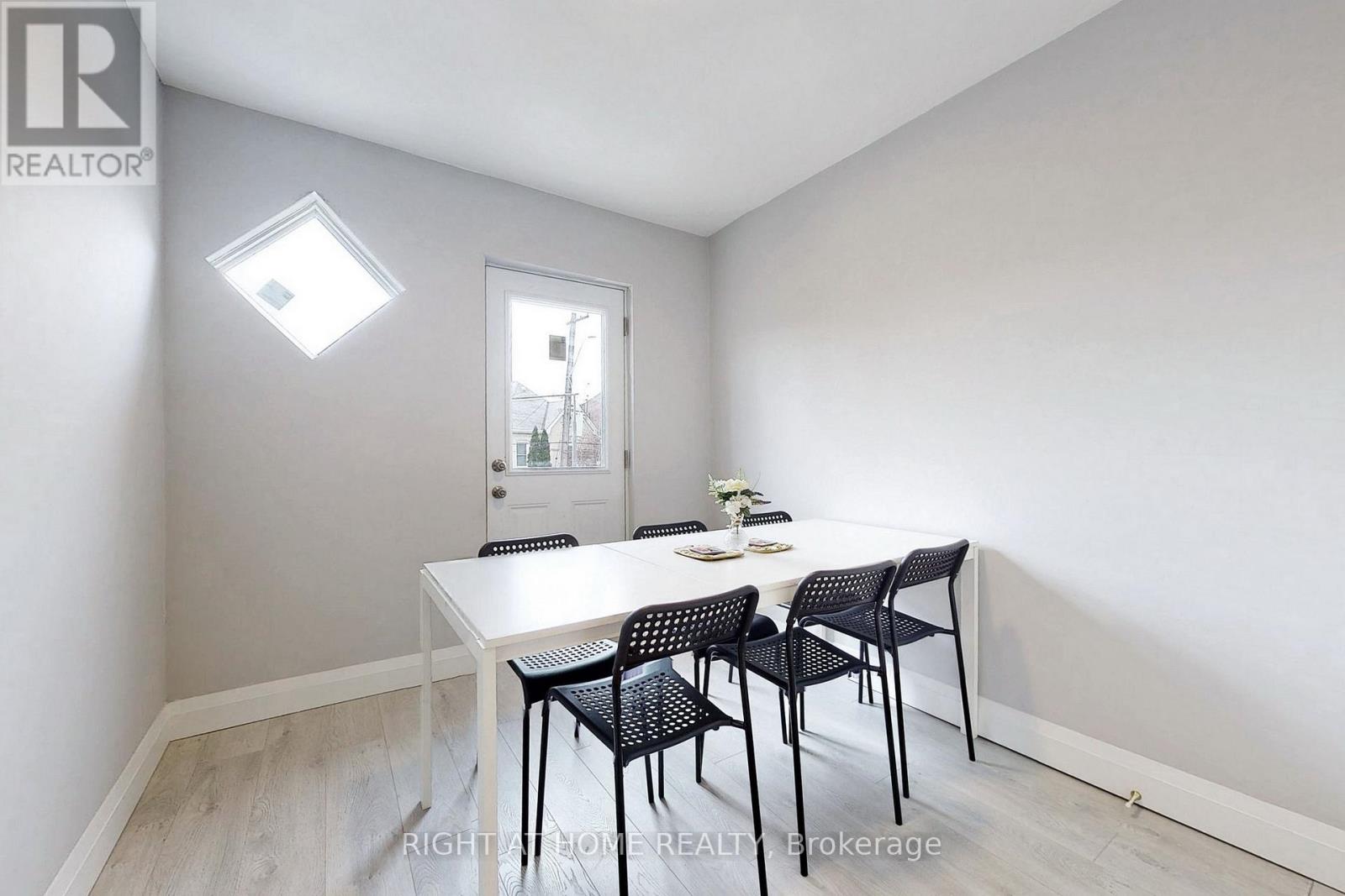 Upper - 703 Wilson Street, Hamilton, Ontario  L8L 1V5 - Photo 6 - X12154801