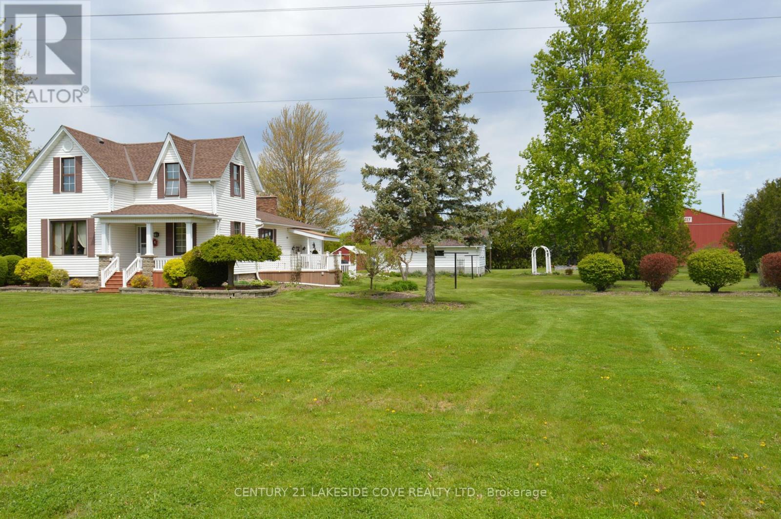 268 Courtright Line, St. Clair, Ontario  N0N 1H0 - Photo 17 - X12154832