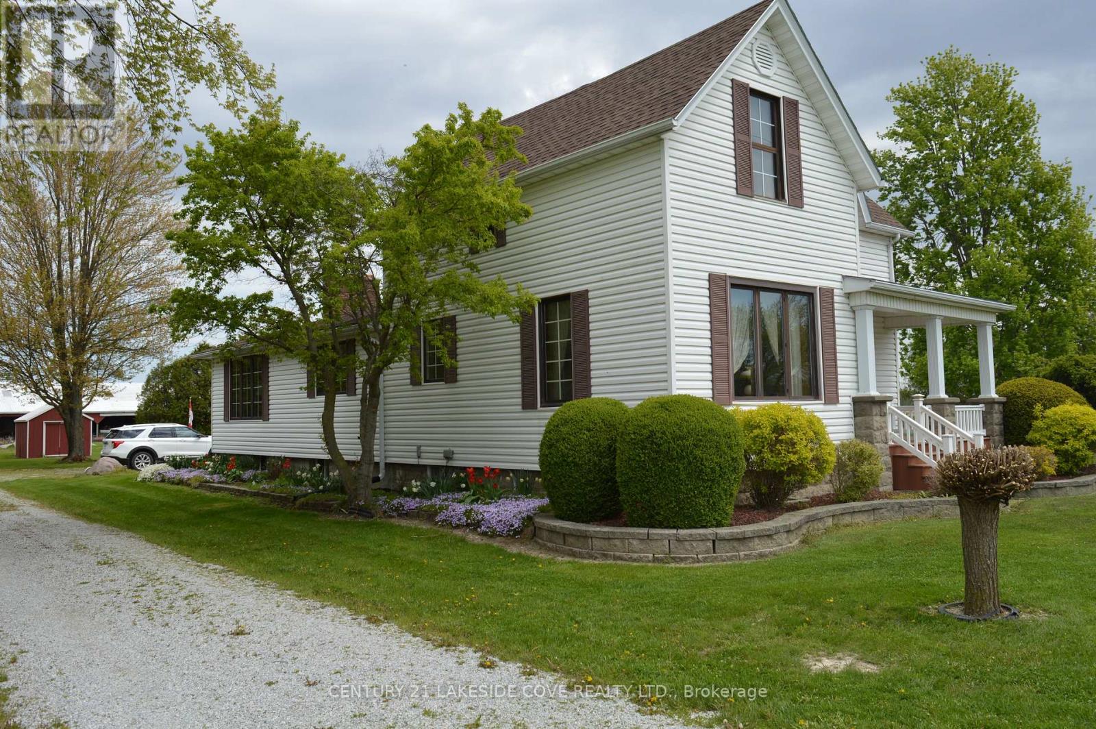 268 Courtright Line, St. Clair, Ontario  N0N 1H0 - Photo 18 - X12154832