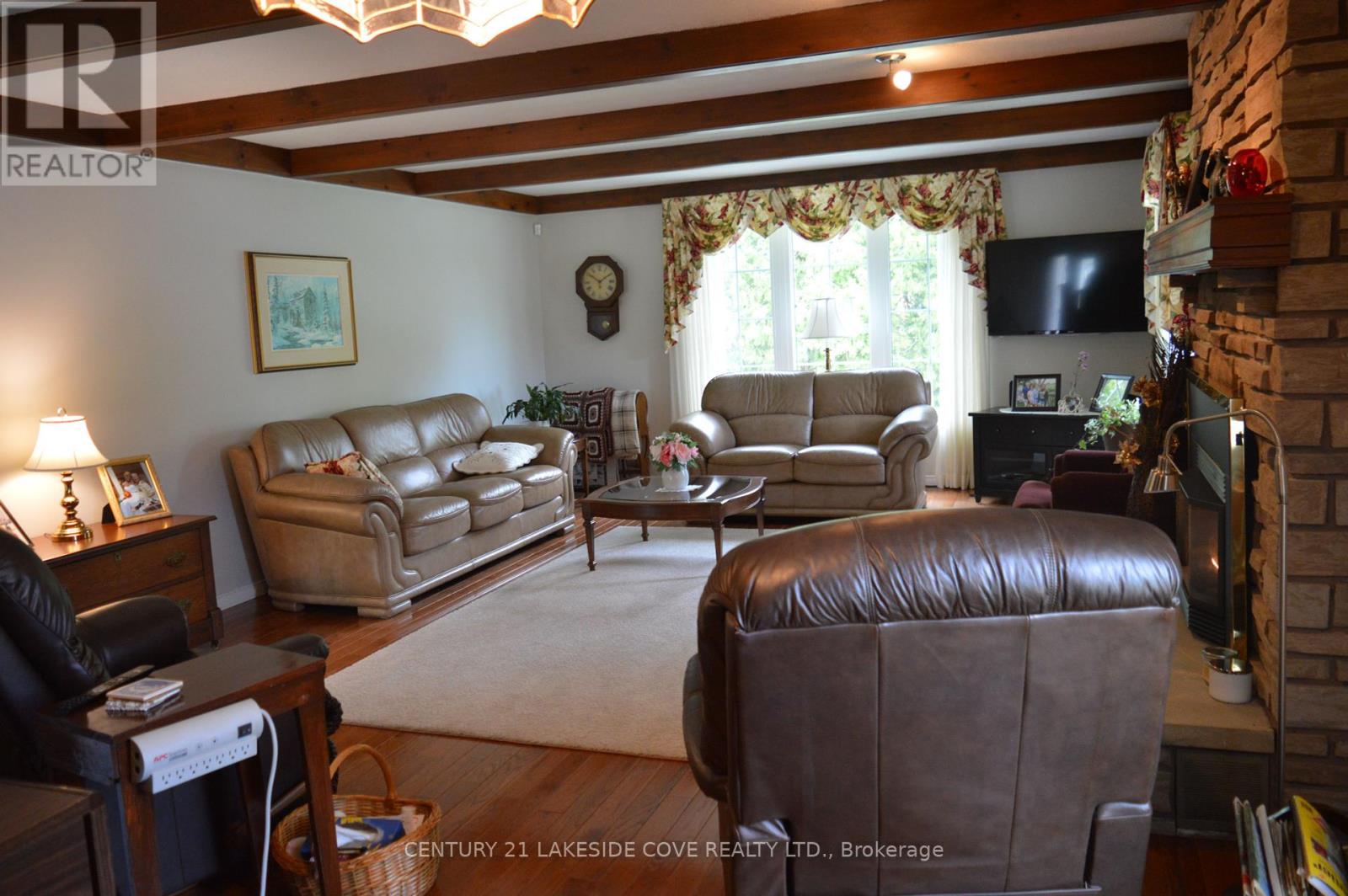 268 Courtright Line, St. Clair, Ontario  N0N 1H0 - Photo 29 - X12154832