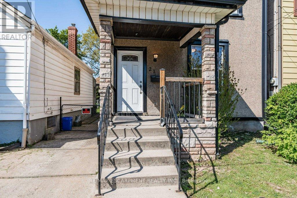 Property at 21 MAYFLOWER AVENUE image 5