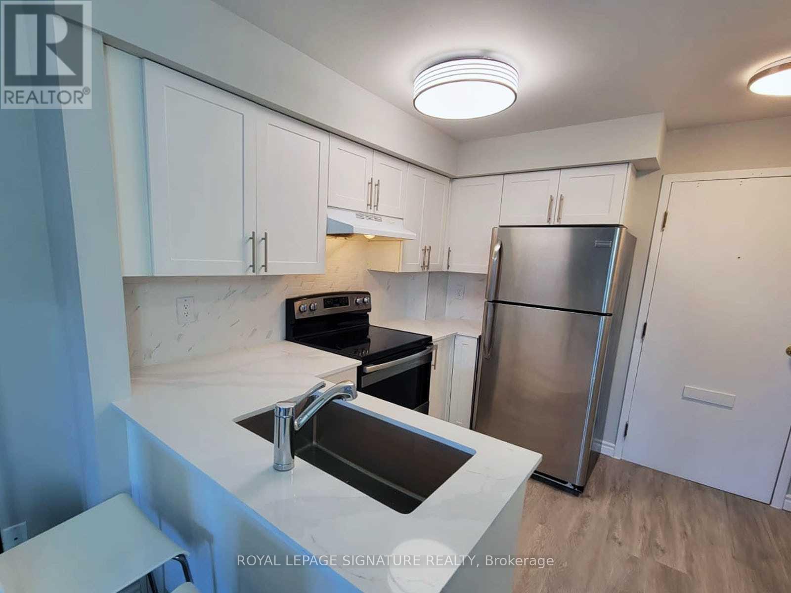 34 - 67 Valleyview Road, Kitchener, Ontario  N2E 3J1 - Photo 4 - X12154912